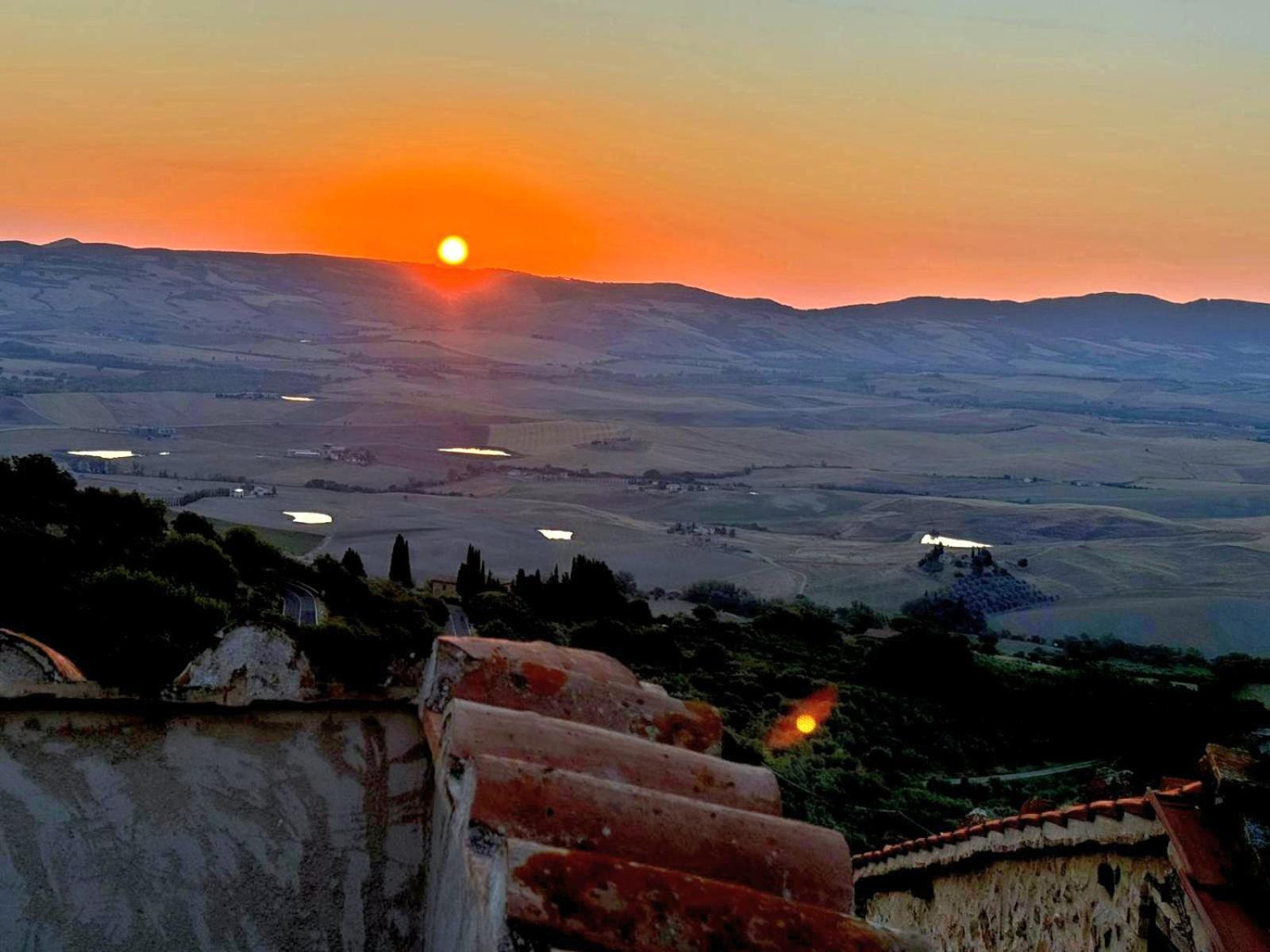 カスティリオーネ・ドルチャLa Terrazza Sulla Val D'Orciaアパートメント エクステリア 写真