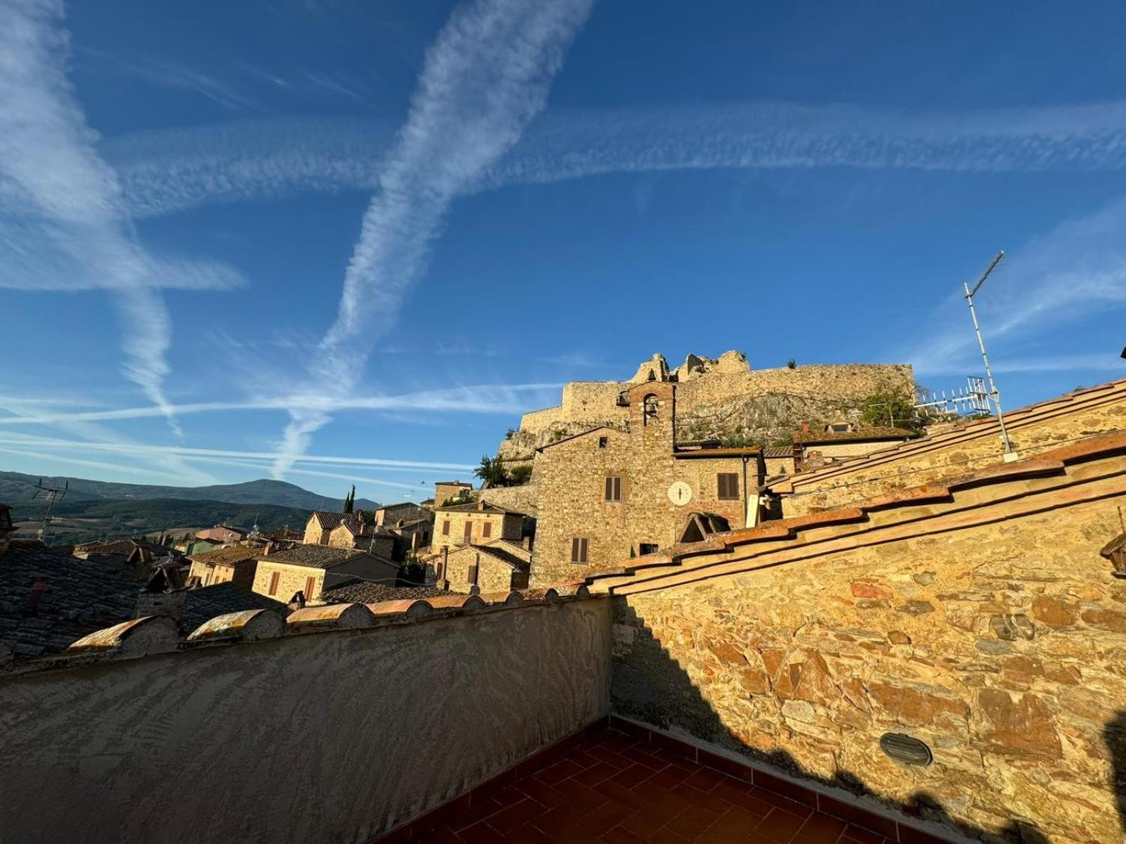 カスティリオーネ・ドルチャLa Terrazza Sulla Val D'Orciaアパートメント エクステリア 写真
