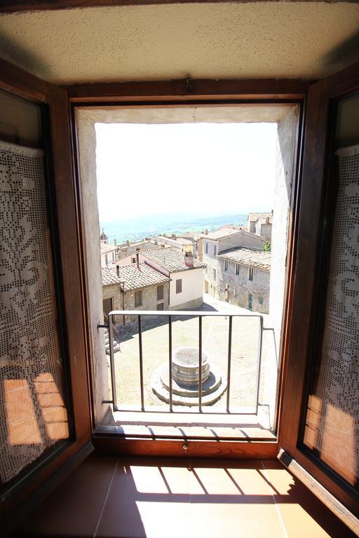 カスティリオーネ・ドルチャLa Terrazza Sulla Val D'Orciaアパートメント エクステリア 写真