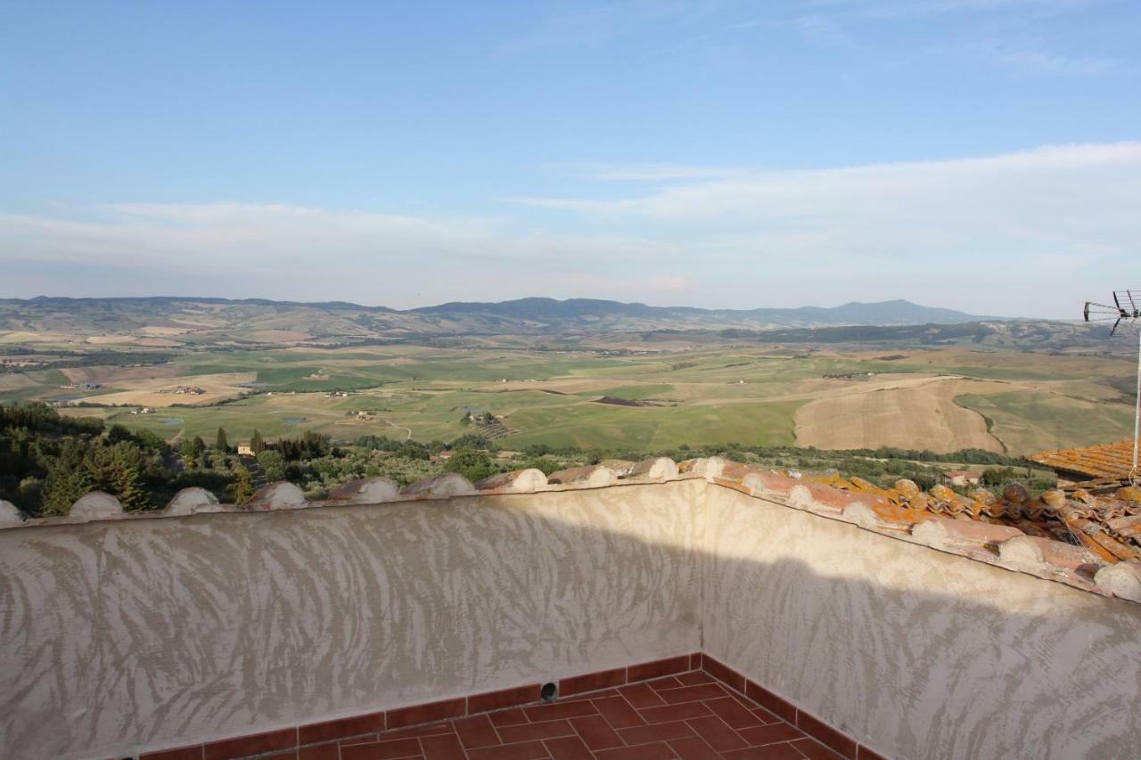 カスティリオーネ・ドルチャLa Terrazza Sulla Val D'Orciaアパートメント エクステリア 写真